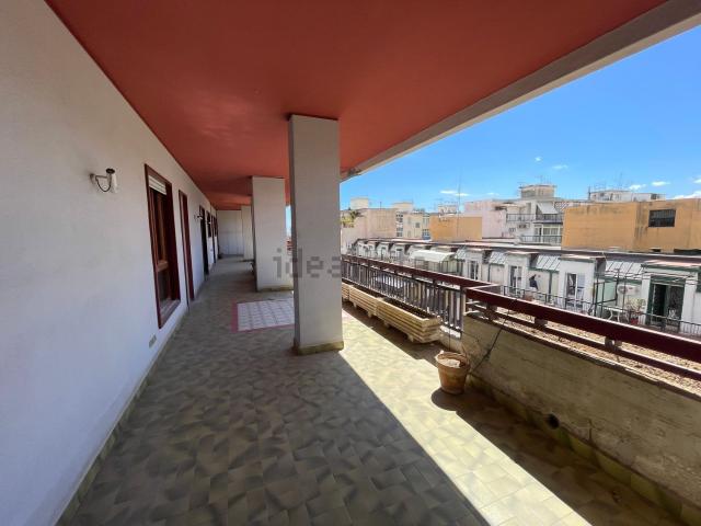 Appartamento in vendita di 220 m² in Via Generale Giuseppe Arimondi, 48