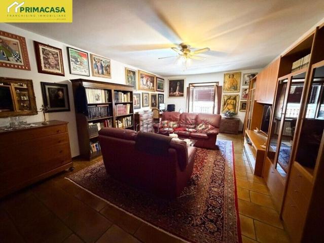 Appartamento in vendita di 220 m² in Via Giuseppe Mazzini