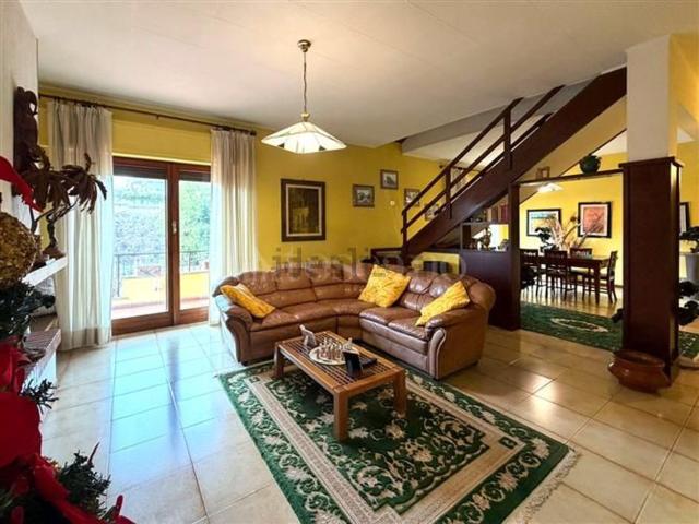 Appartamento in vendita di 220 m² in Via Giuseppe Maria Terreni