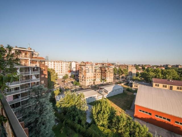 Appartamento in vendita di 220 m² in Via Gian Carlo Castelbarco, 2