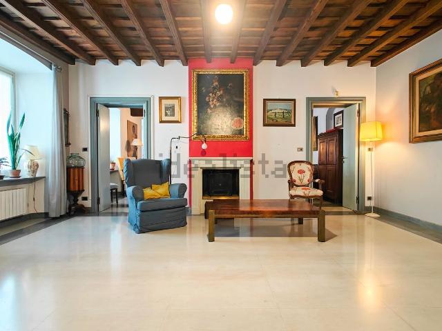Appartamento in vendita di 220 m² in Via Gianbattista Bogino, 25