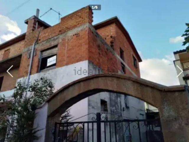Appartamento in vendita di 220 m² in Via Giordano Bruno