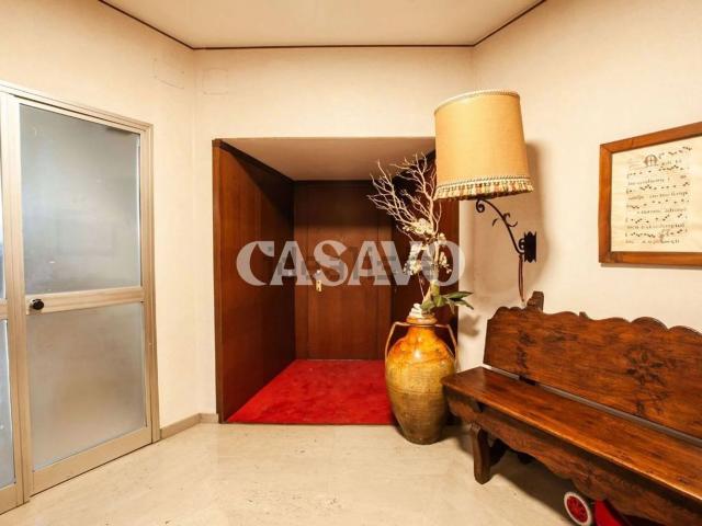 Appartamento in vendita di 220 m² in Via Giovanni Cimabue, 20