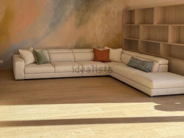 Appartamento in vendita di 220 m² in Via del Ghirlandaio