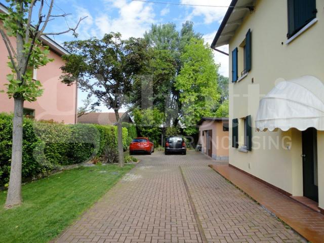 Appartamento in vendita di 220 m² in Via del Rosario