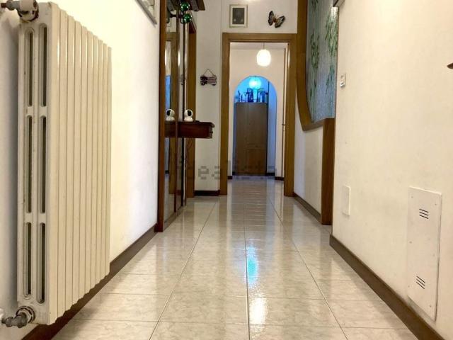 Appartamento in vendita di 220 m² in Via della Gora, 2