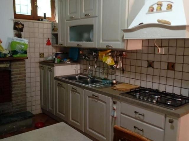 Appartamento in vendita di 220 m² in Via della Palombara