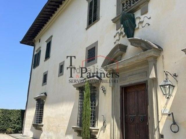 Appartamento in vendita di 220 m² in Via di Santa Maria a Marignolle