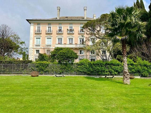 Appartamento in vendita di 220 m² in Via Eritrea, 3