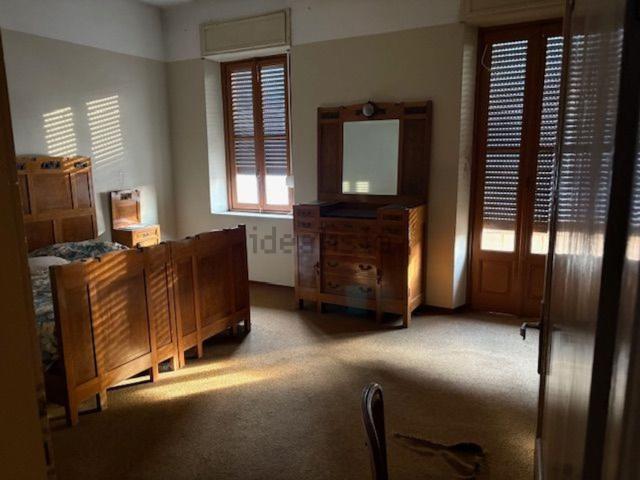 Appartamento in vendita di 220 m² in Via IV Novembre