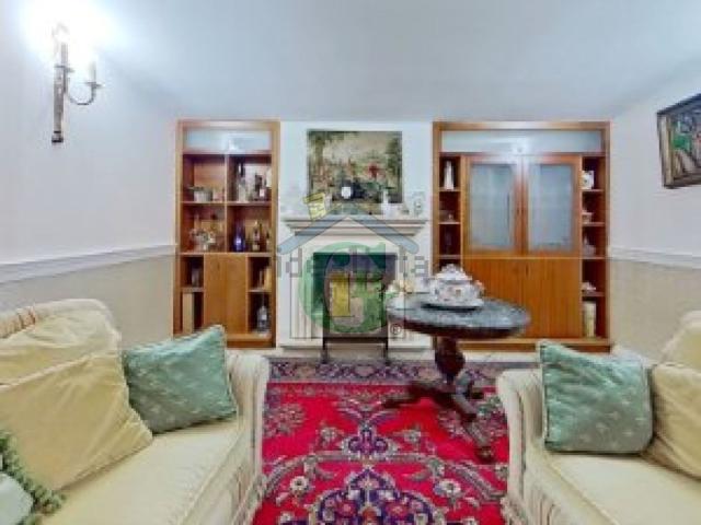 Appartamento in vendita di 220 m² in Via Melito