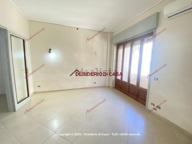 Appartamento in vendita di 220 m² in Via Messina, 35