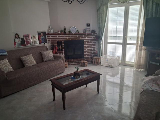 Appartamento in vendita di 220 m² in Via Salvatore Nullo