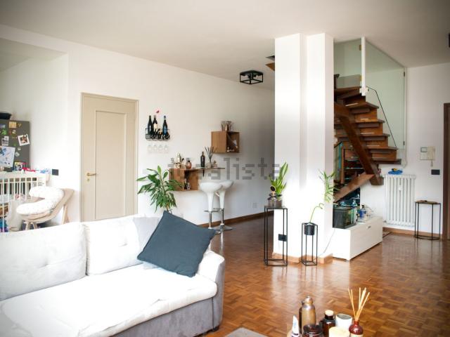 Appartamento in vendita di 220 m² in Via San Giuseppe Cottolengo, 59