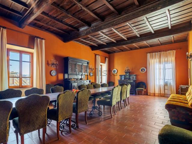 Appartamento in vendita di 220 m² in Via Santissima Maria Liberatrice, 6