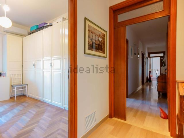 Appartamento in vendita di 220 m² in Via Porrettana