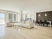 Appartamento in vendita di 220 m² in Via Privata Antonio Meucci, 85