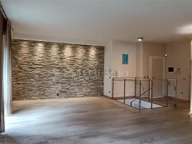 Appartamento in vendita di 220 m² in Via Privata delle Querce