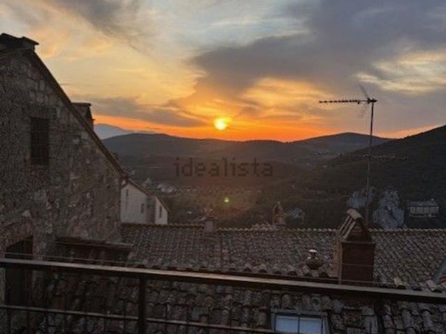 Appartamento in vendita di 220 m² in Via Rimembranze, 8
