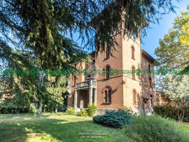 Appartamento in vendita di 220 m² in Via Ripa Inferiore, 2