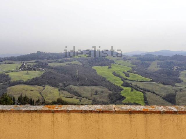 Appartamento in vendita di 220 m² in Via Tiberio Gazzei