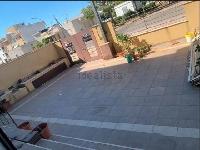 Appartamento in vendita di 220 m² in Viale Antonio Gramsci