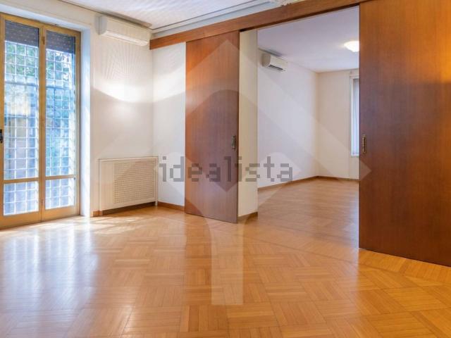 Appartamento in vendita di 220 m² in Viale Bruno Buozzi