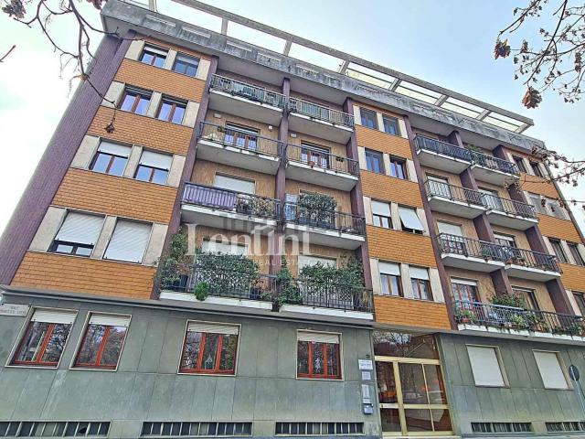 Appartamento in vendita di 220 m² in Viale Crispi, 23