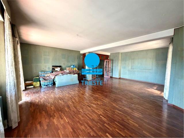 Appartamento in vendita di 220 m² in Viale della Vittoria