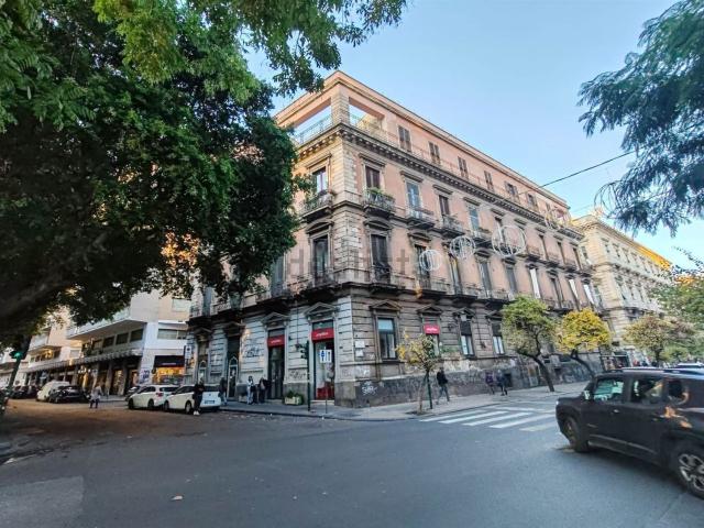 Appartamento in vendita di 220 m² in Viale Regina Margherita, 4