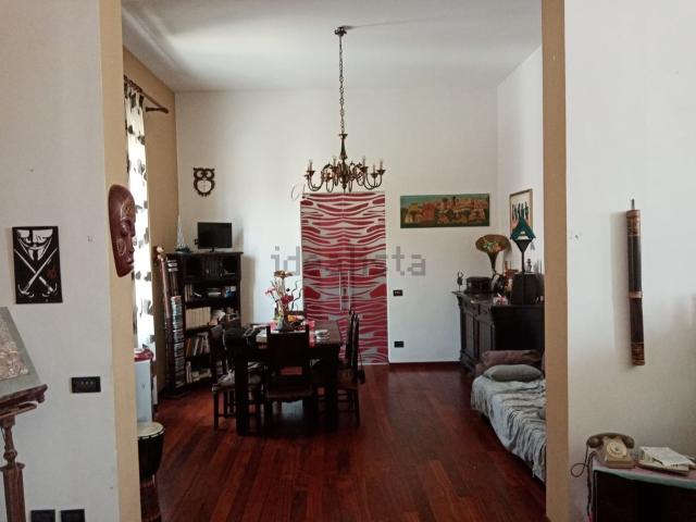 Appartamento in vendita di 220 m² in Corso Giuseppe Mazzini, 154