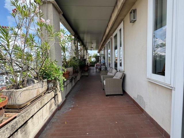 Appartamento in vendita di 220 m² in Corso Lodi, 104
