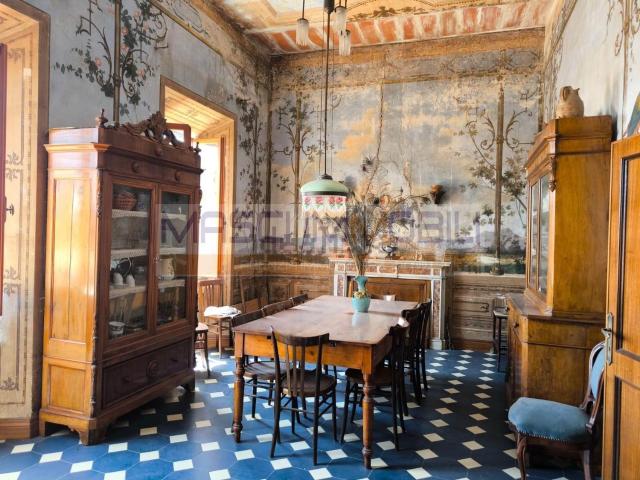 Appartamento in vendita di 220 m² in Piazza Giuseppe de Santis, 23