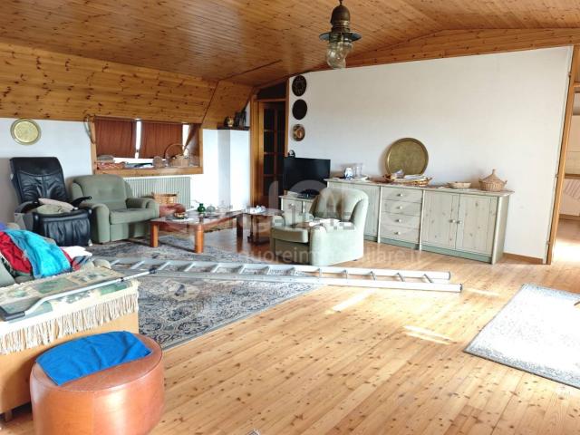 Appartamento in vendita di 220 m² in Piazza della Vittoria, 4