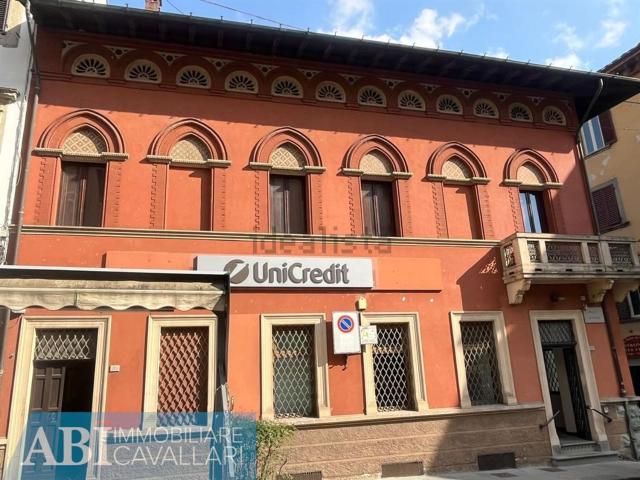 Appartamento in vendita di 220 m² in Piazza Scalelle