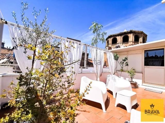 Appartamento in vendita di 220 m² in Piazzetta SS Salvatore, 4
