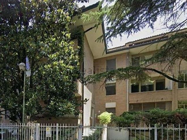Appartamento in vendita di 221 m² in Via Eugenio Curiel, 1