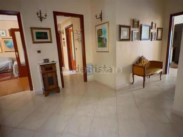 Appartamento in vendita di 221 m² in Viale Santa Panagia