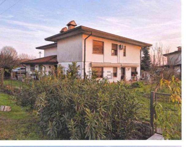 Appartamento in vendita di 222 m² in Via Fantinello Peressina, 19