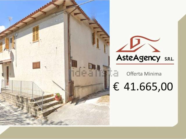 Appartamento in vendita di 222 m² in Via Sasso