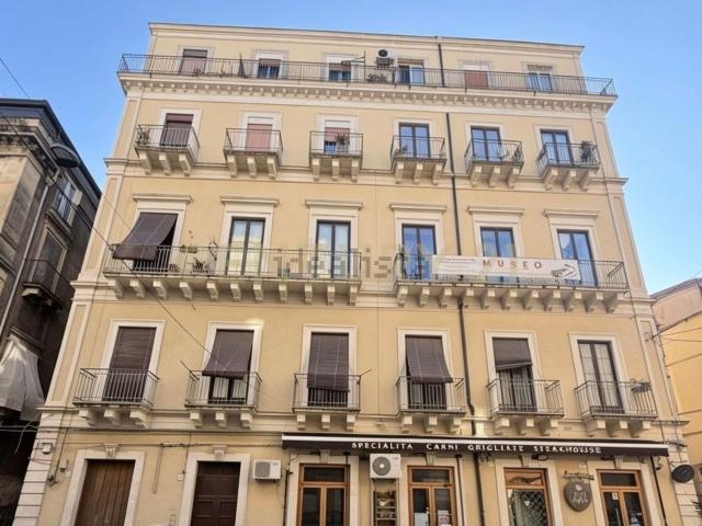 Appartamento in vendita di 222 m² in Via Porta di Ferro, 12