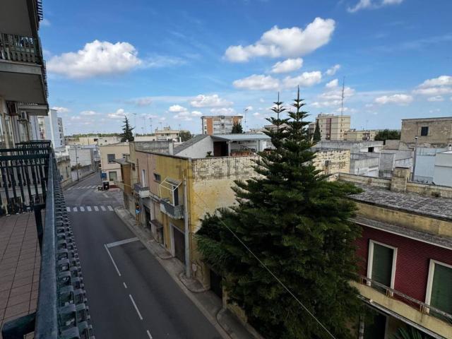 Appartamento in vendita di 222 m² in Via Trieste, 22