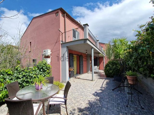 Appartamento in vendita di 223 m² in Salita Al Bosco, 43