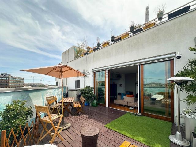 Appartamento in vendita di 224 m² in Via Rosso di San Secondo, 7