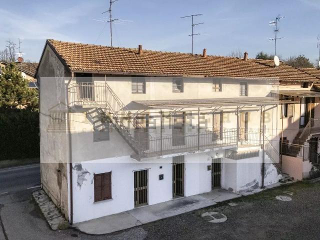 Appartamento in vendita di 225 m² in Via Cascina Vago, 22