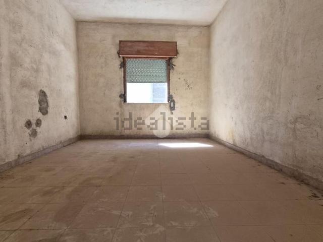 Appartamento in vendita di 225 m² in Via Caserta, 9