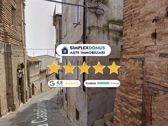 Appartamento in vendita di 225 m² in Via Castelfidardo