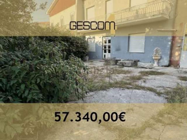 Appartamento in vendita di 225 m² in Via Alcide De Gasperi