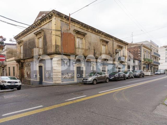Appartamento in vendita di 225 m² in Via Bianchi, 39