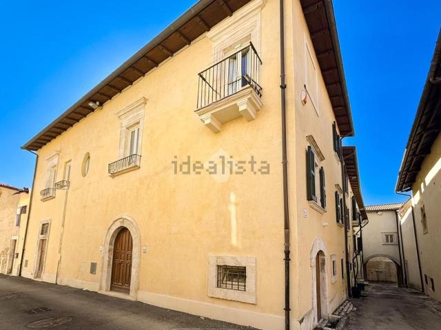 Appartamento in vendita di 225 m² in Via dei Guelfi, 14